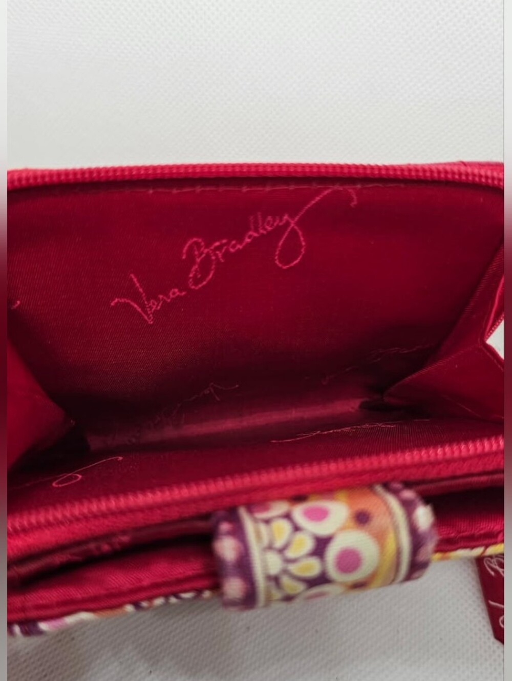 VERA BRADLEY ZIP AROUND WALLET IN RASPBERRY FIZZ - Picture 3 of 3